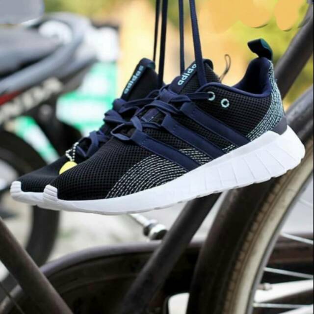 Adidas Questar Flow X Parley Original