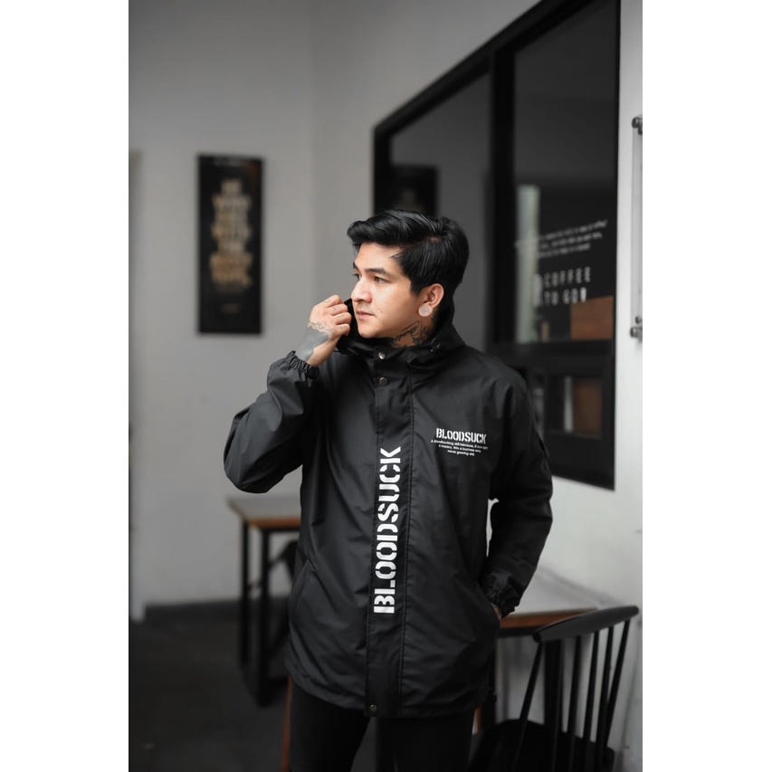 Jaket Casual Bloodsuck Jaket Parasut Pria Full Black Salviohexia