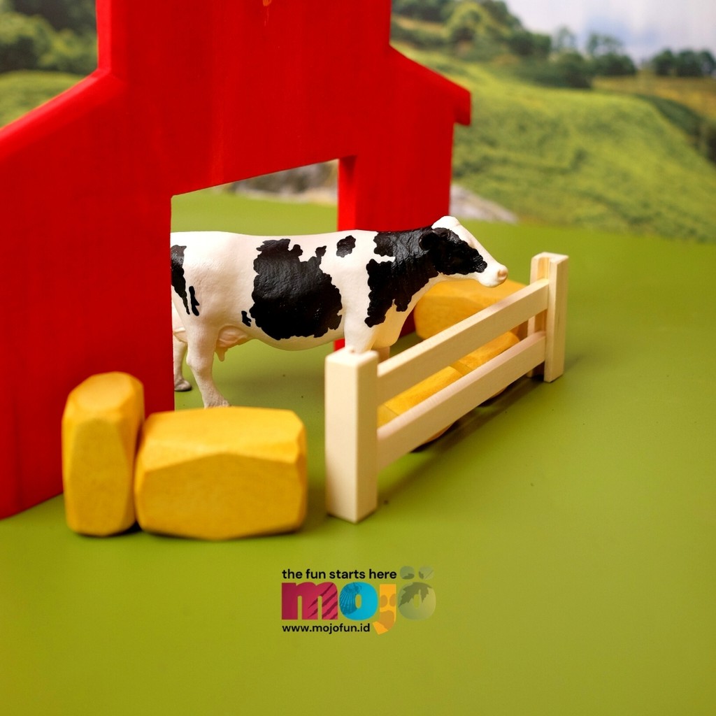 Mojo Fun Holstein Cow / Sapi Perah Frisia 87062 - Farmland Collection - Miniatur Hewan Ternak