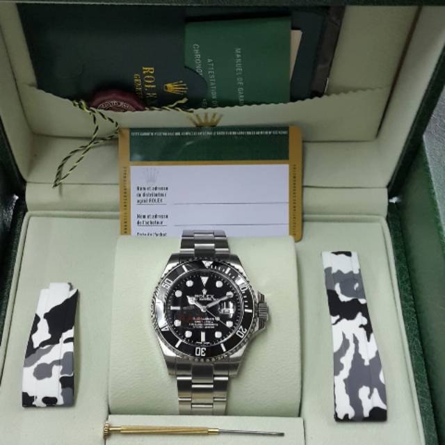 Jam tangan Pria Rolex Submariner Automatic Grade AAA