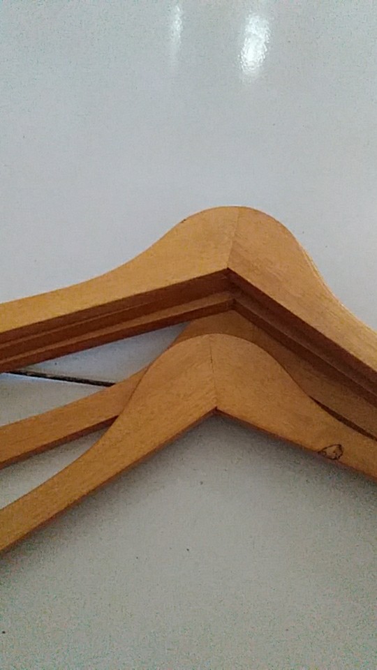 Gantungan Baju / Hanger Kayu Natural Dewasa Super