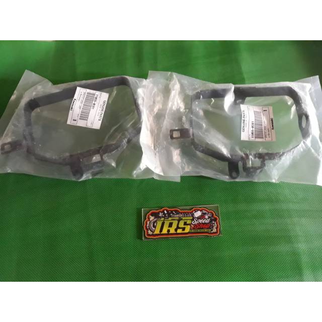 BREKET REFLEKTOR ninja rr new DUDUKAN REFLEKTOR  NINJA RR NEW