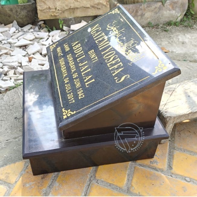 Maesan box pondasi 40x40 granit hitam