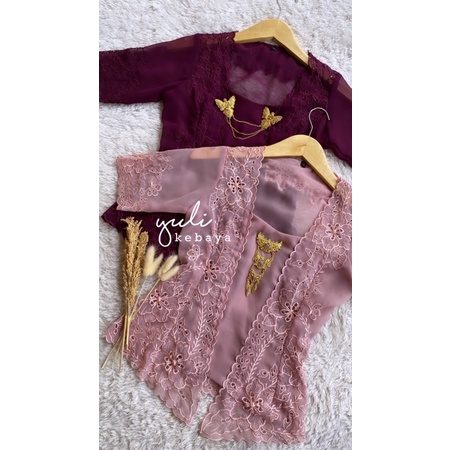 Kebaya Bali Bordir Jadi Premium kutubaru lengan pendek | Yulikebayabali