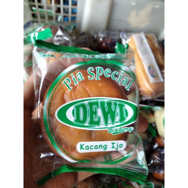 

Roti Dewi 1000 Aneka Rasa