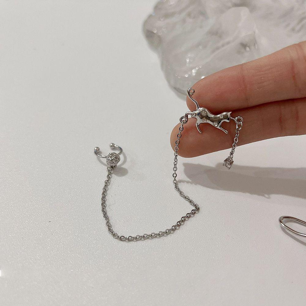 Mxbeauty Wanita Anting Minoritas Warna Solid Y2K Pesta Dengan Rantai Temperamen Alloy Klip Tulang Telinga