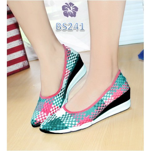 Sepatu Wedges Wanita Anyam Lancip Matrix Merah. Salem. Pink.Fanta BS