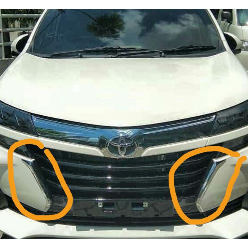 LIST GARNISH BUMPER AVANZA VELOZ 2019