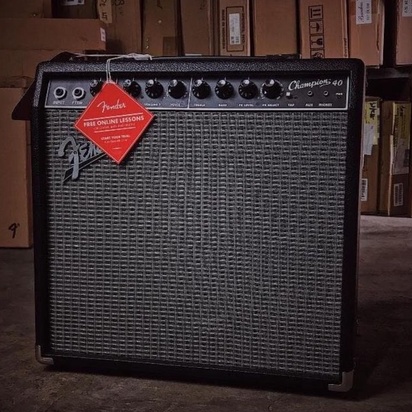 AMPLI GITAR ELEKTRIK FENDER CHAMPION 40
