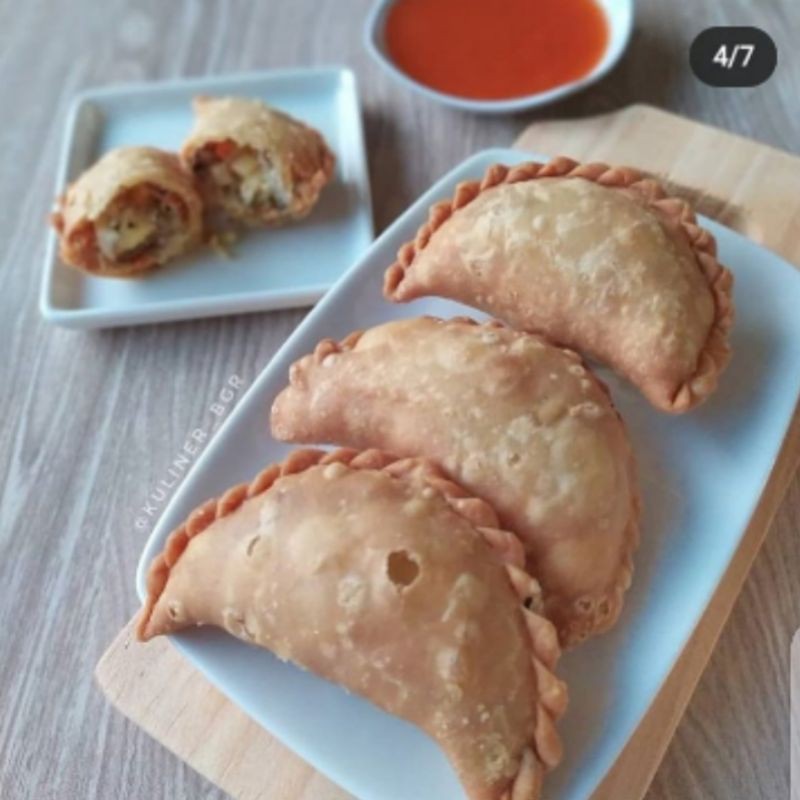 

jalangkote pastel khas Makassar