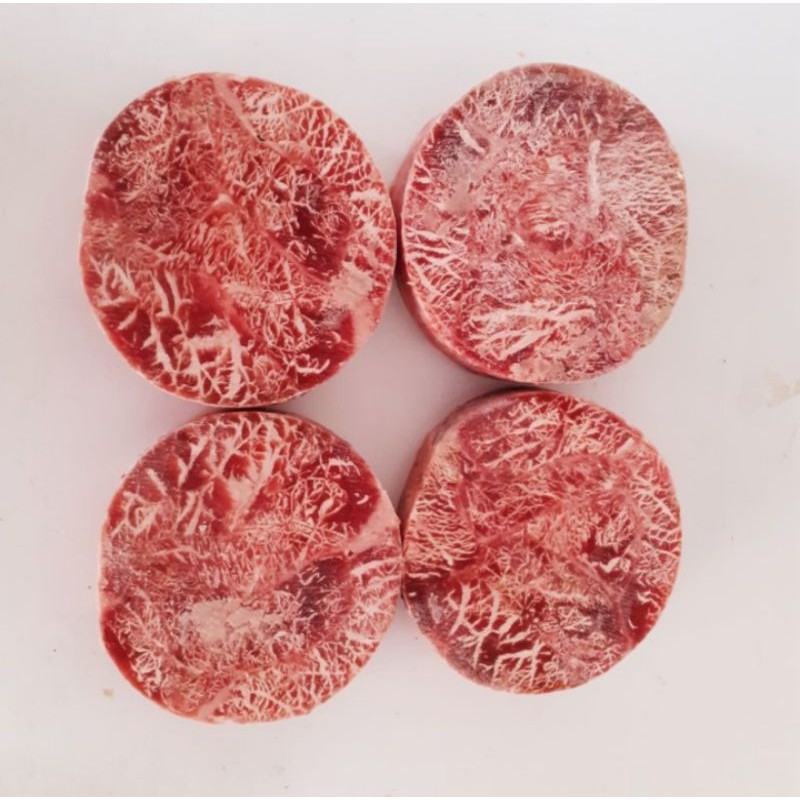 

daging steak wagyu meltiq / steak wagyu meltiq