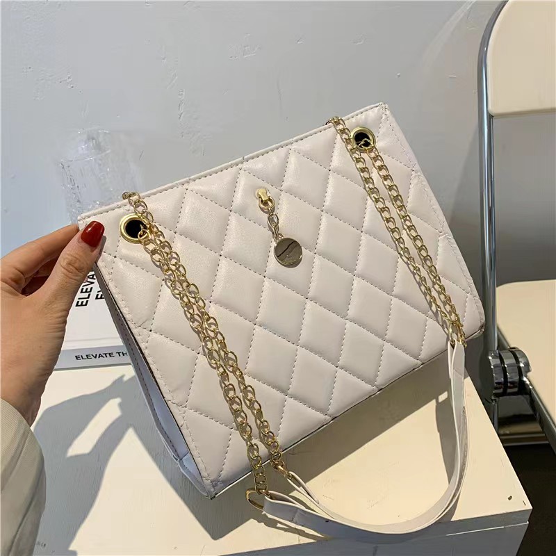 Slingbag Wanita Casual Elegan Korean Style Import / Selempang Wanita Elegan Polos Musim Panas/Tas