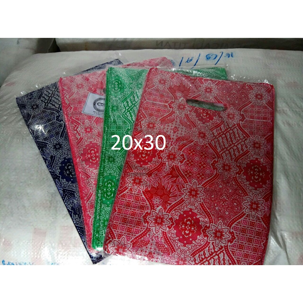 Plastik oval Batik Uk 20x30 (100pcs), Plastik oval baju, plastik packing