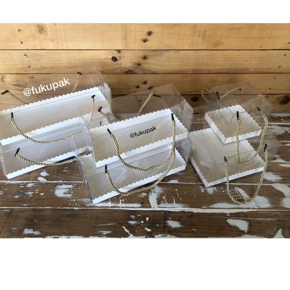 

Ready FPQ Box Mika Tali 20 pcs| Clear Transparent Box | Kotak Hamper Bolu Gulung Brownies Roll Cake