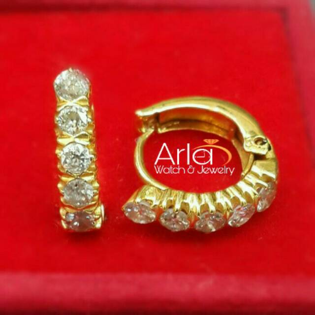 Anting Emas 40% Berlian Banjar Natural Diamond