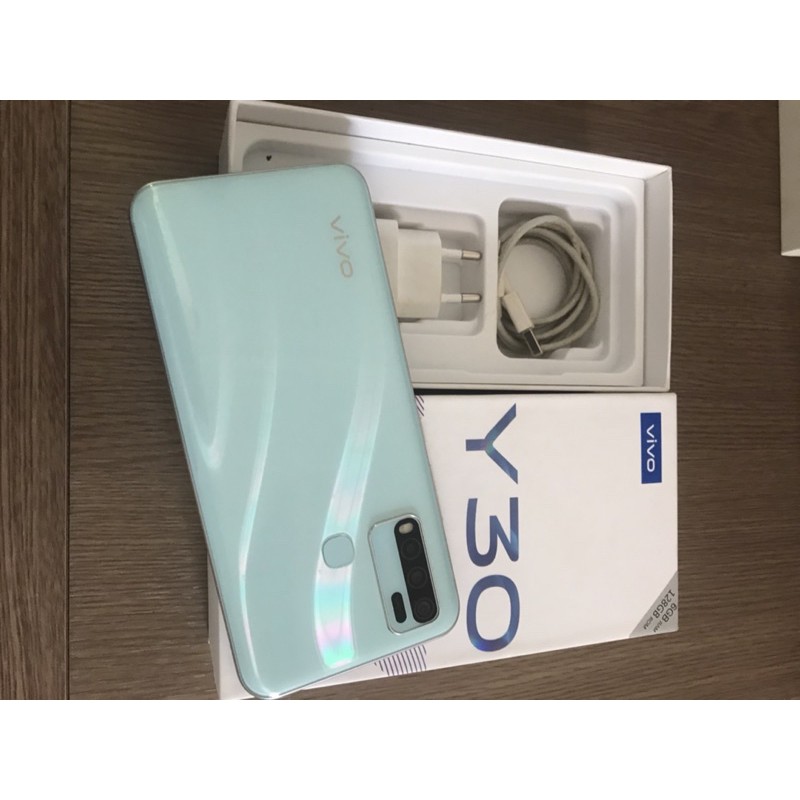 Jual hp Vivo Y30 second ram 6/128gb