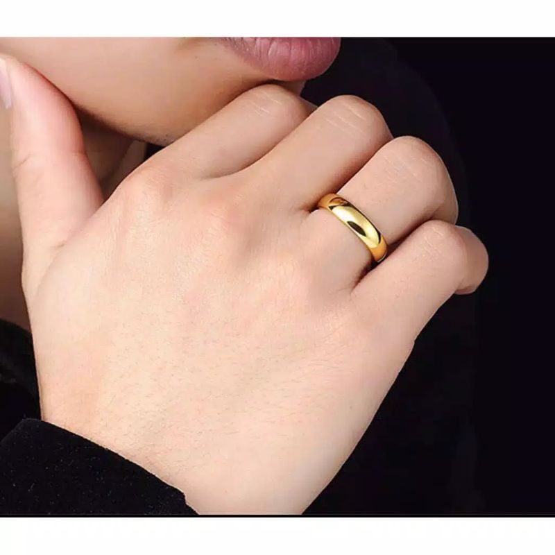 Cincin Titanium Gold Polos Pasangan 24k Pengganti Emas Wanita Dan Pria Anti Karat