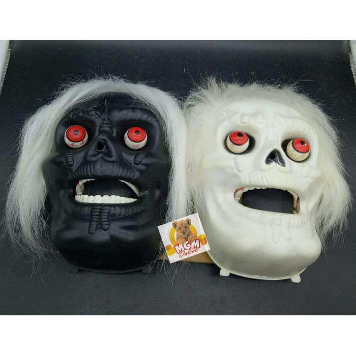 Pajangan Tengkorak - Mainan Halloween Crazy Skull