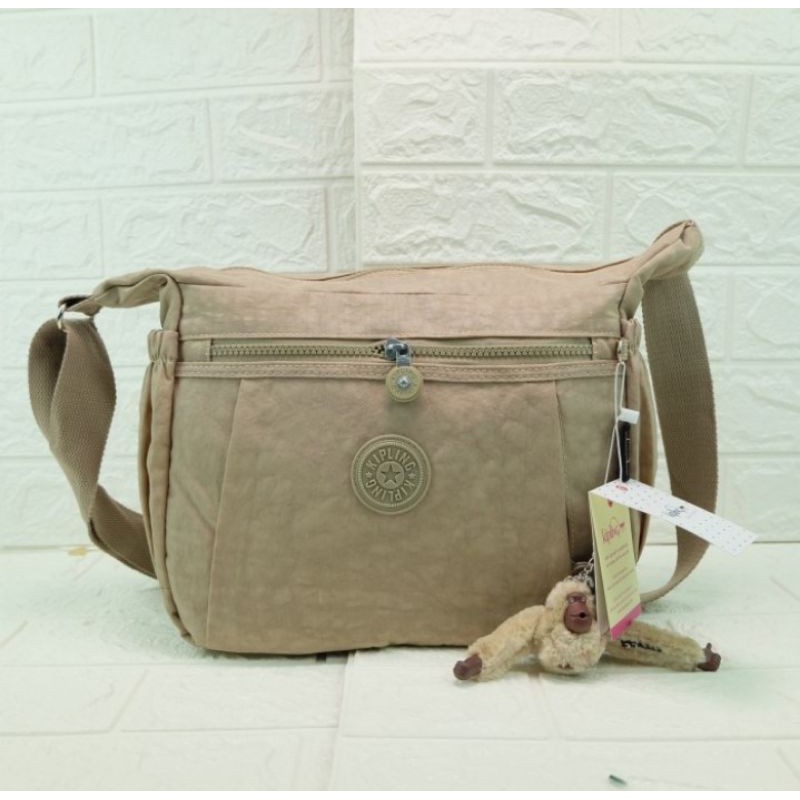 Tas Selempang Wanita Kliping Besar Import