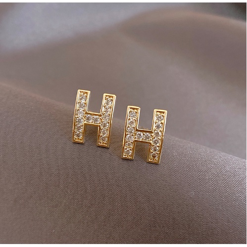 ANTING KOREA TITANIUM RETRO ELEGANT H DIAMOND ANTING TUSUK ANTI KARAT GIWANG AKSESORIS FASHION ANAK PEREMPUAN ANT54