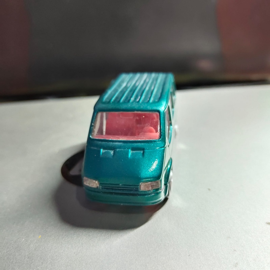 majorette Ford transit base besi open sliding door barang lawas