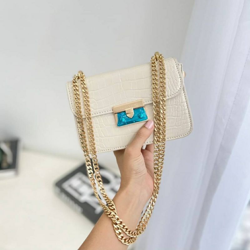 SLINGBAG CNK/TAS SELEMPANG CHARLES AND KEITH INCLUDE BOX❗❗