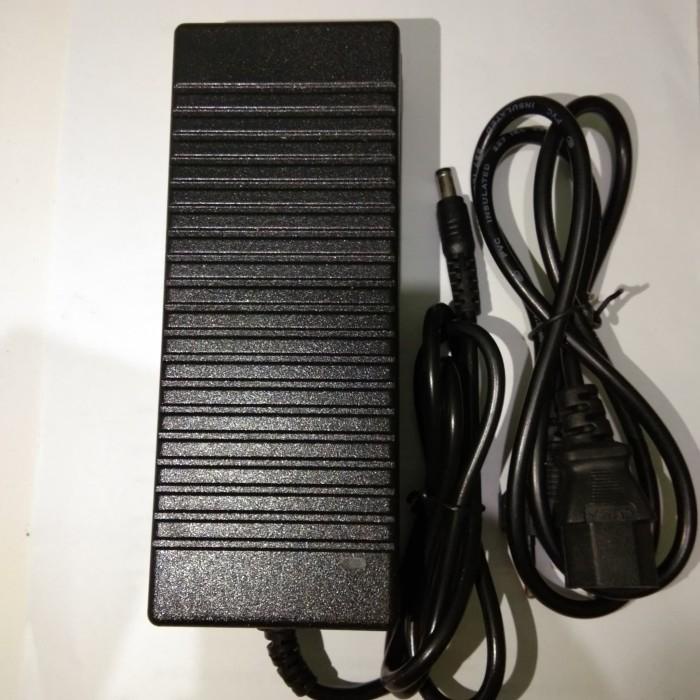 adaptor 12v 10A AC to DC