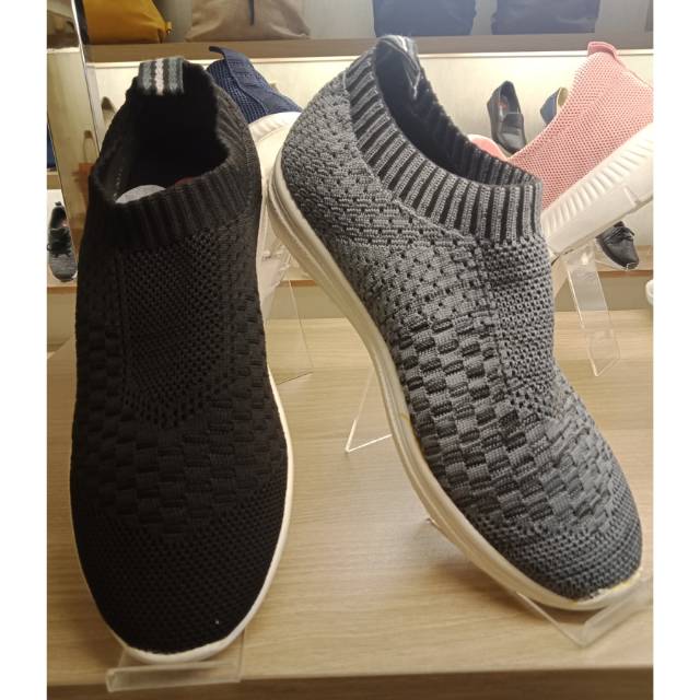 Sneakers Cewek Donatello