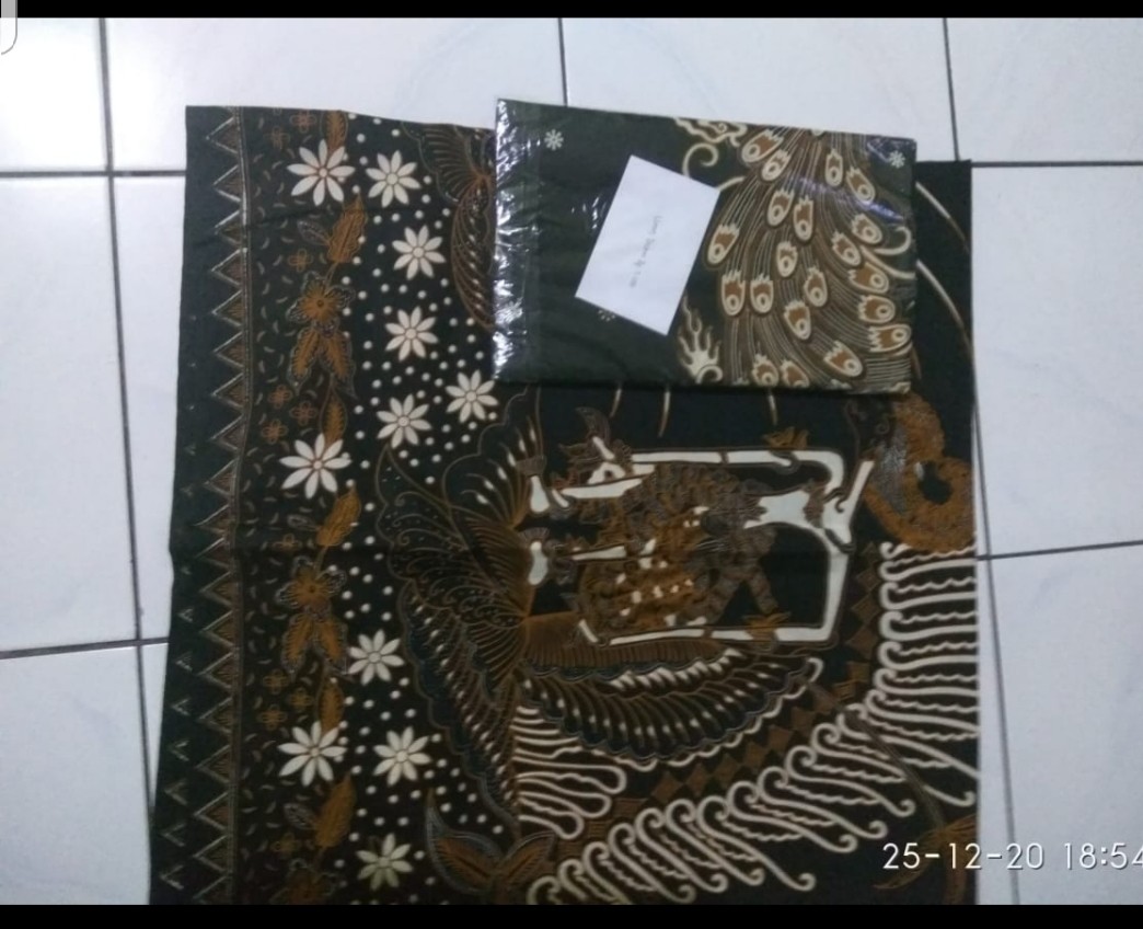 (best Seller) Kain Batik Solo Motif Wayang Warna Dasar Hitam
