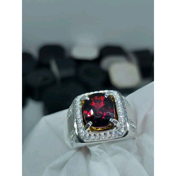 permata red garnet pyrop garnet Srilanka