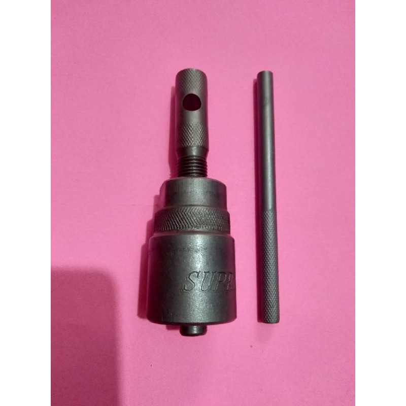 PULLER MAGNET ATAU TREKER MAGNET SUPRA-GRAND