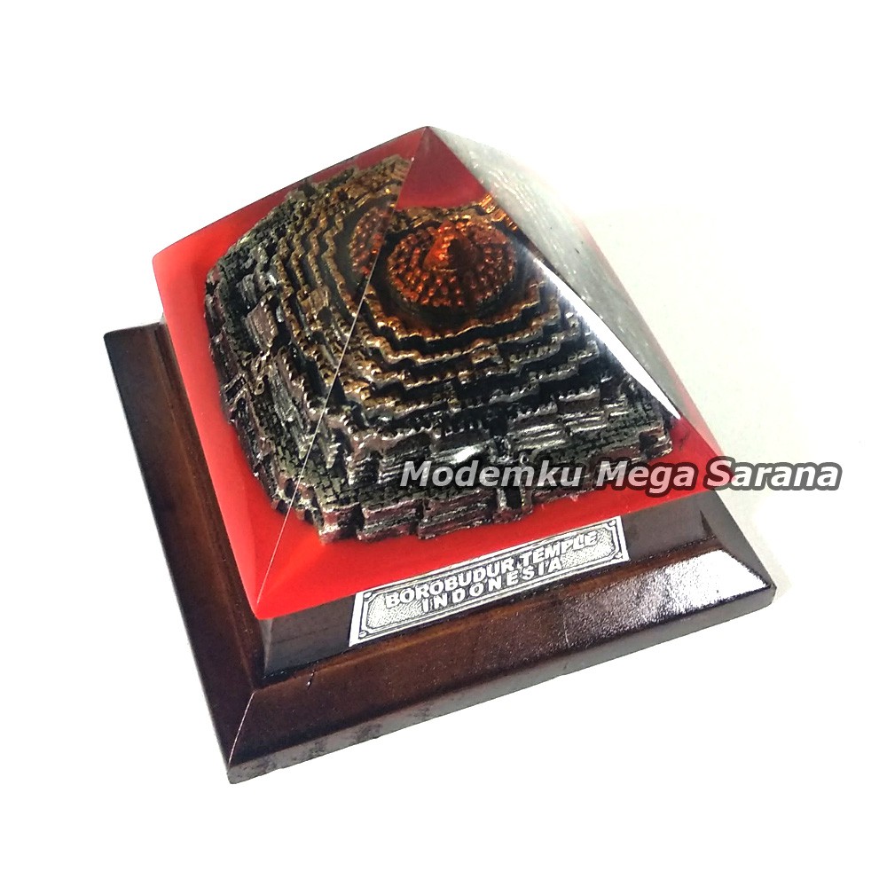 Miniatur Candi Borobudur Limas 10x10x10 cm
