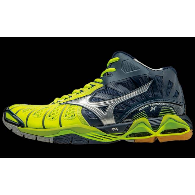 mizuno wave tornado x mid