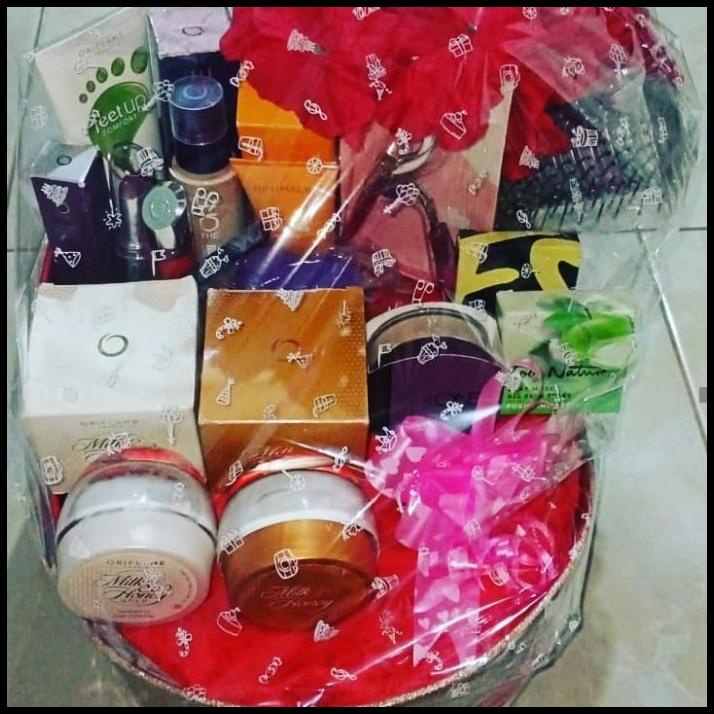 

Parcel kosmetik hampers D