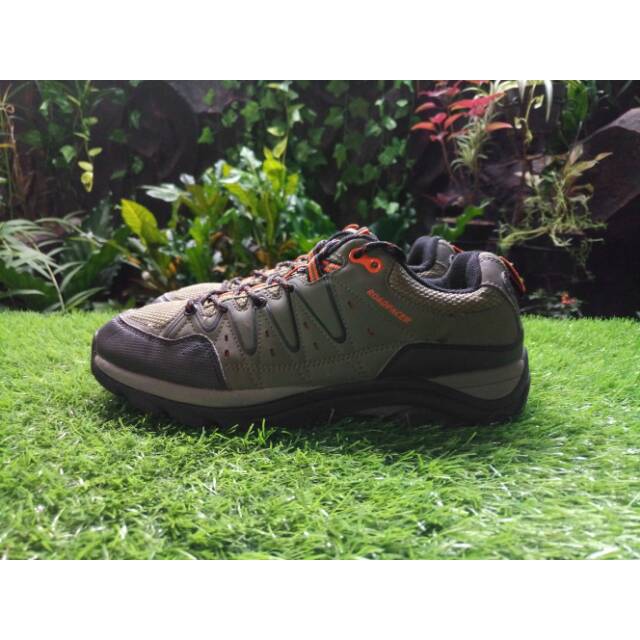 Sepatu Pro Worldcup Tracking Roadpacer outdoor