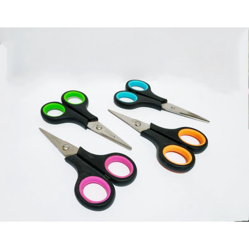 

LG04 Gunting Warna 12cm