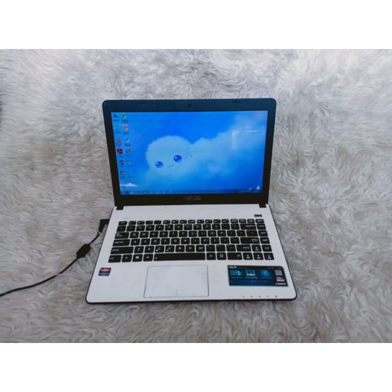 L74 Laptop Asus X401U Ram 2gb HDD 320gb AMD-C60