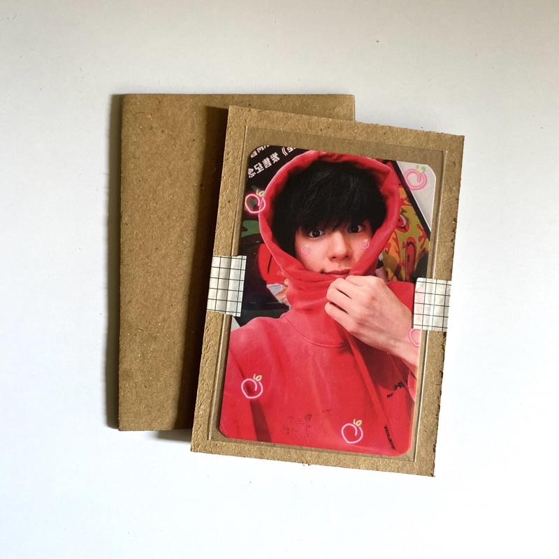 

YELLOW BOARD NO. 30 SIZE 7 x 10 CM | packing photocard