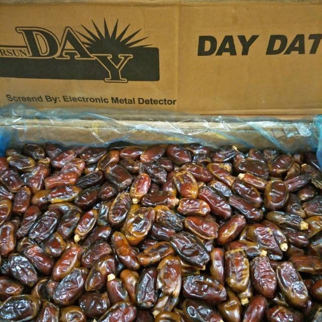 

Kurma day dates curah 8 kg