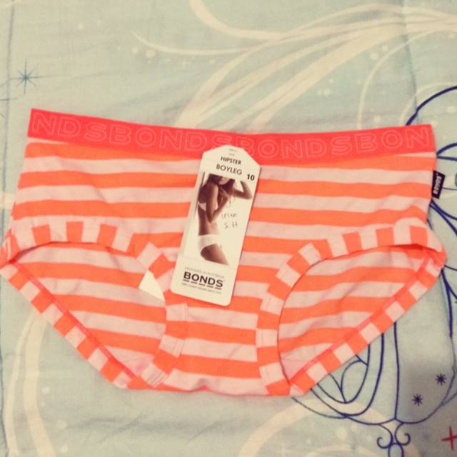 Celana Dalam Bonds Original