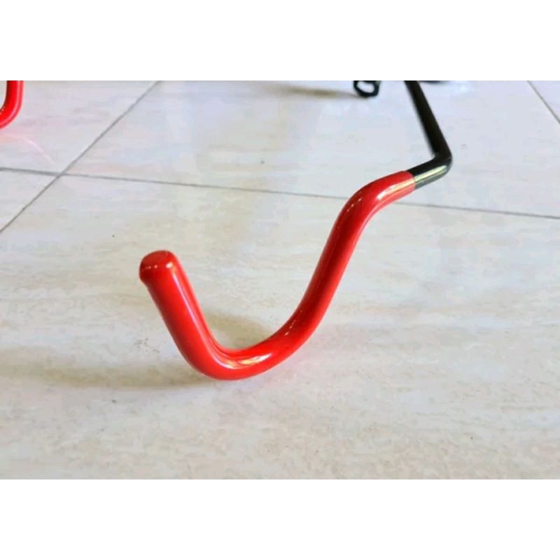 bike stand dinding. standar sepeda wall tembok cantolan display