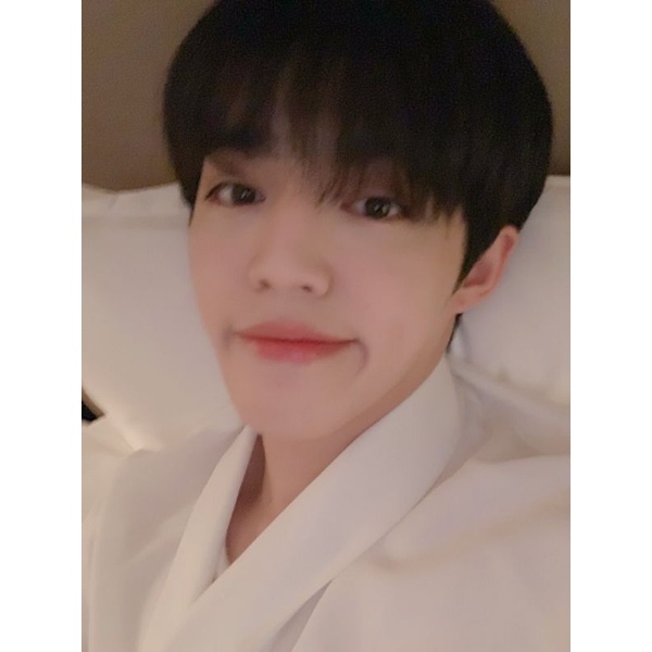 SEVENTEEN; HMV An Ode