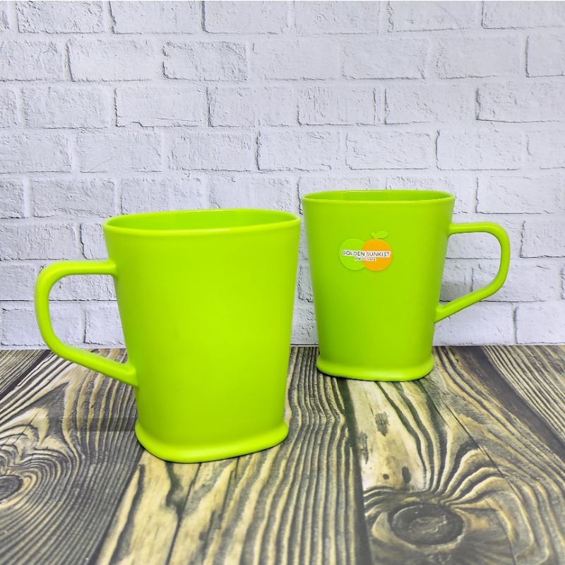 GELAS PLASTIK / GLASS / MUG HIJAU MOK7005H GOLDEN SUNKIST 006377