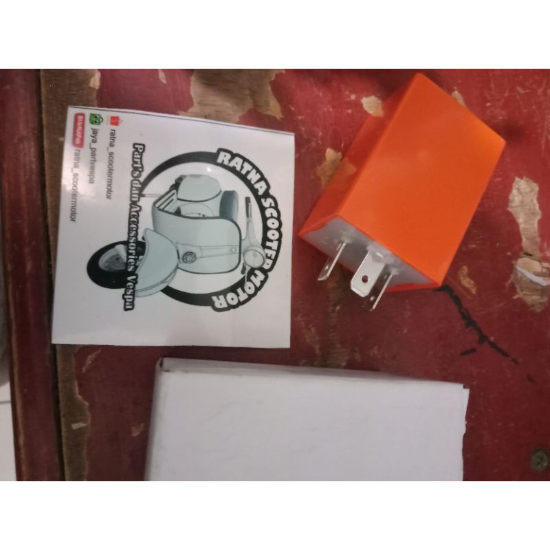 flasher sein vespa excel exclusive2 kaki 3