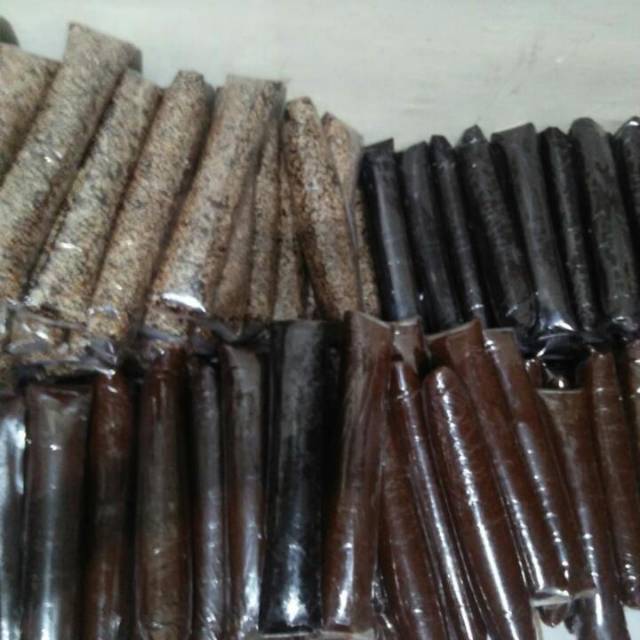 

Dodol merah, dodol ketan hitam, dodol wijen