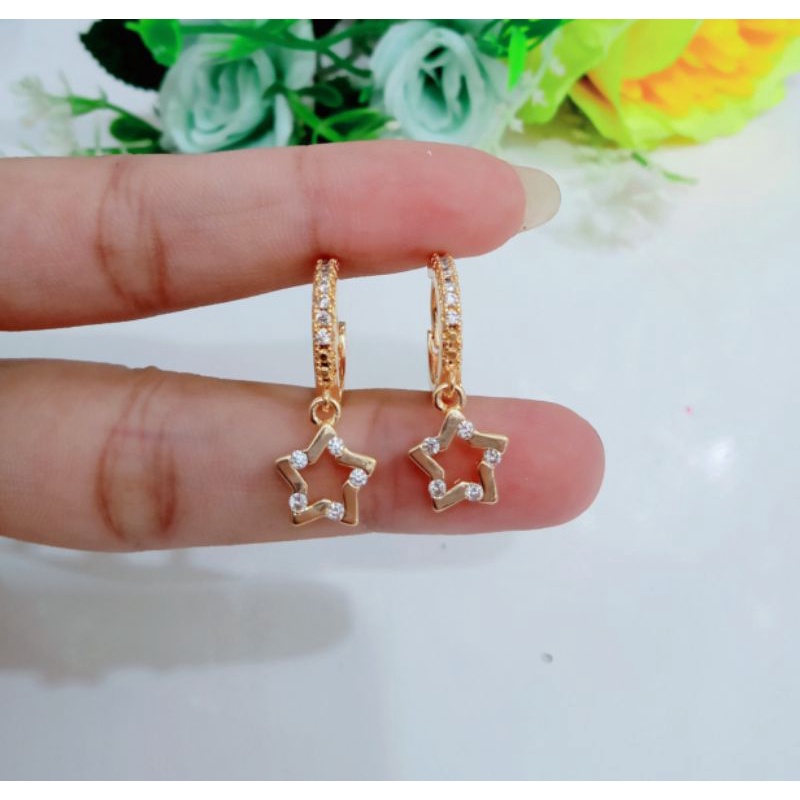 ANTING CLIP FULL PERMATA DENGAN LIONTIN MOTIF