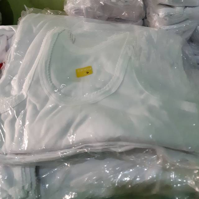 Kaos dalam anak remaja tanggung L6