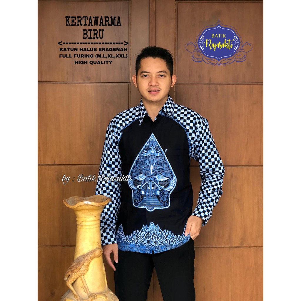 KERTAWARMA BIRU RAJASAKTI KEMEJA BATIK SOLO PRIA LENGAN PANJANG LAPIS FURING ATASAN BATIK PREMIUM MODERN KATUN HALUS BAHUWIRYA  BANAMITRA BANAMITRA PUTIH BANGSAWAN BAYU PUTRA BERLIAN BIRU BHARATAYUDA BIMASENA BIRENDRA BIRU INDAH BRAHMAKERTA BRAHMAKERTA