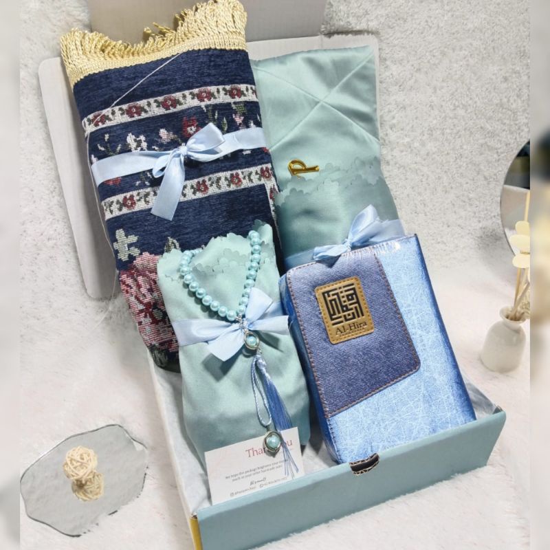 Seserahan Alat Sholat Lengkap / Hampers Mukena Alquran dan Sajadah Set / Gift Box Mukena Al Qur'an d