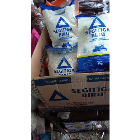 

terigu segitiga kemasan 1 kg